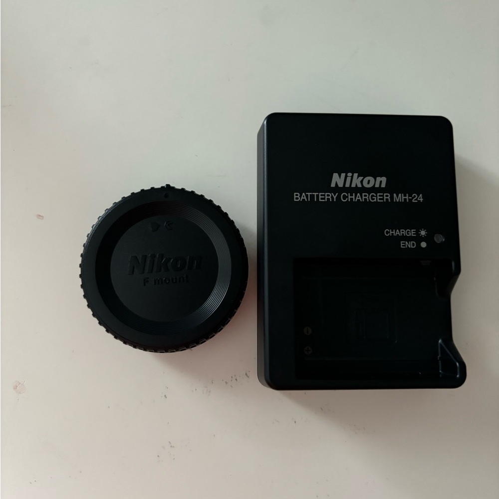 Nikon Black D5600 Camera With Battery Charger